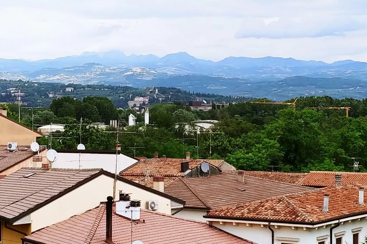 Appartamento 'La Quercia' Top Floor Flat Verona